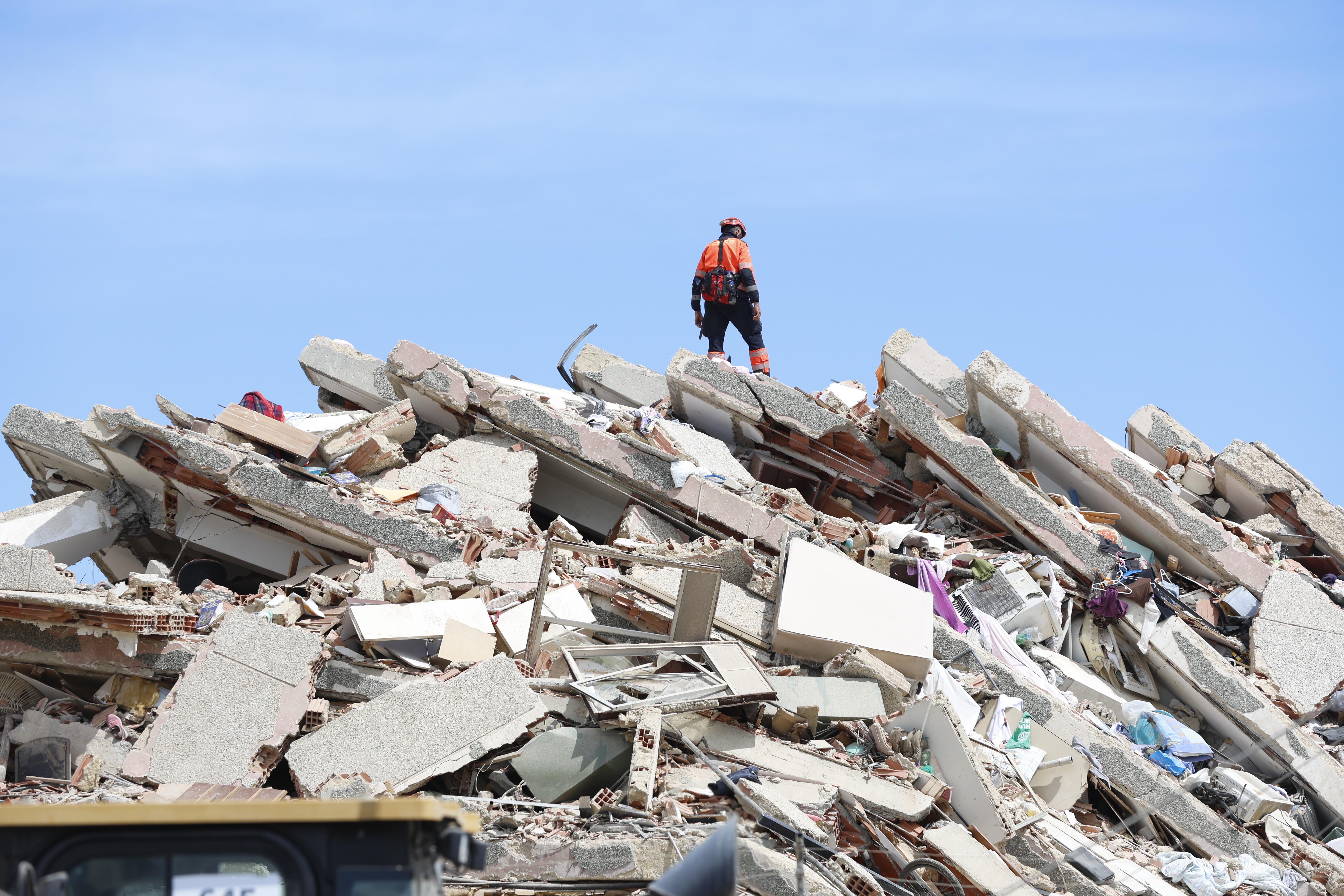 Venezuela'daki depremlerde hayatını kaybedenlerin sayısı 1450'ye yükseldi!