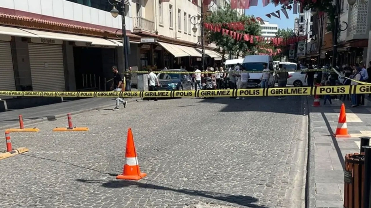 Diyabakır'da Koç Holding'e ait bankaya saldırı