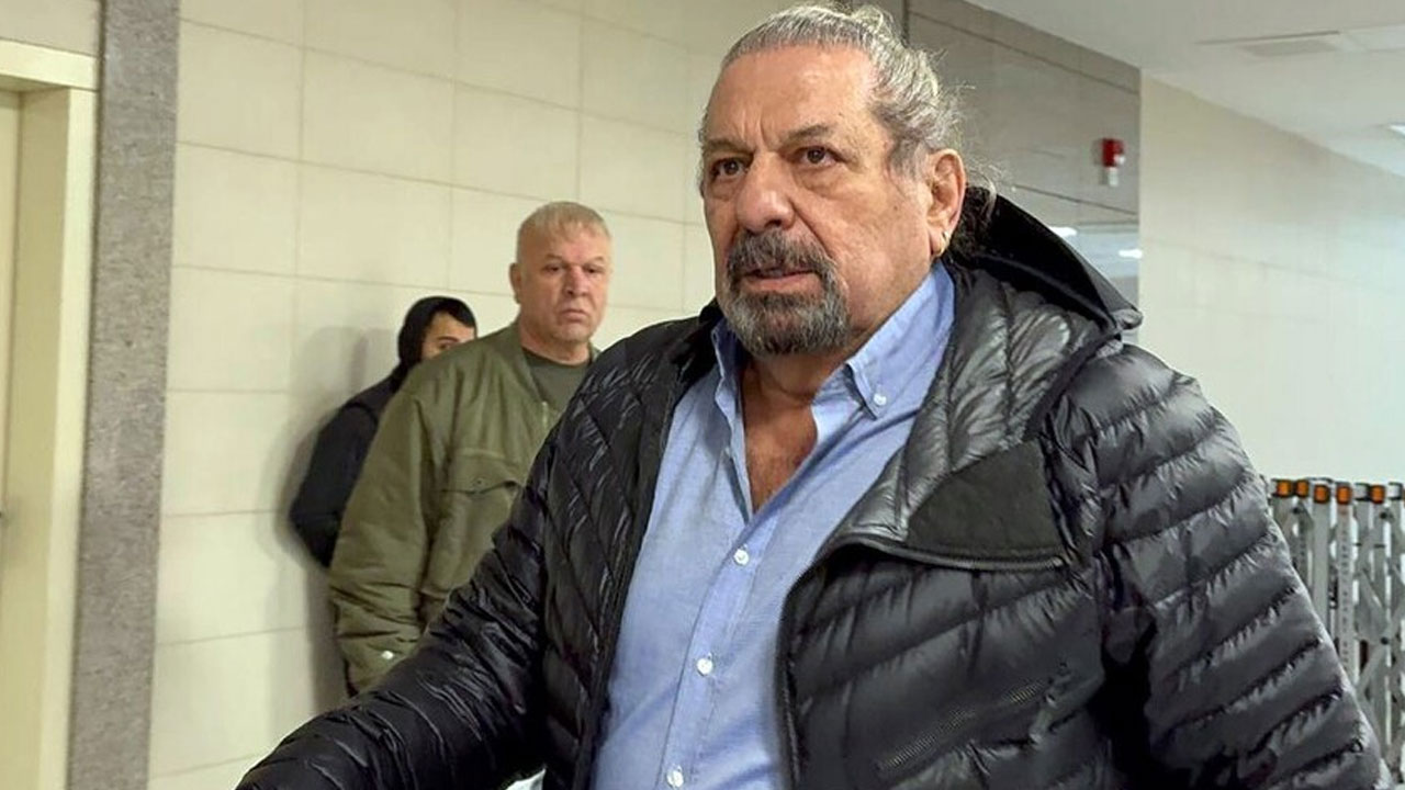 Erman Toroğlu'na hapis şoku