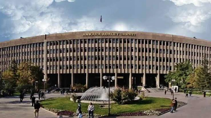 Adliyedeki rüşvet pazarlığını savcı duydu; 2 gözaltı!