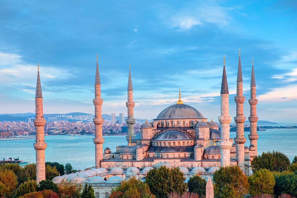 Dünya bu 25 yeri konuşuyor: Yabancı turistlerin Türkiye'de akın ettiği rotalar belli oldu!