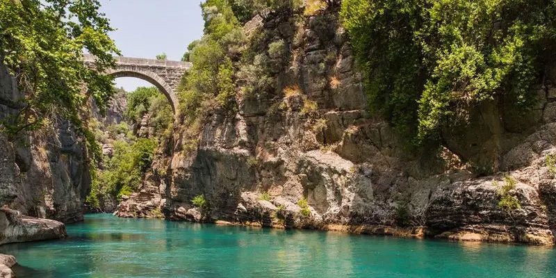 Dünya bu 25 yeri konuşuyor: Yabancı turistlerin Türkiye'de akın ettiği rotalar belli oldu!