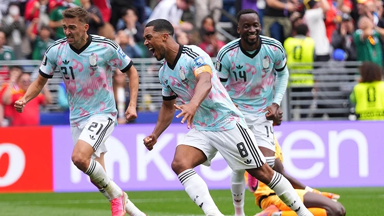 Belçika Senegal'i kupa dışına itti!