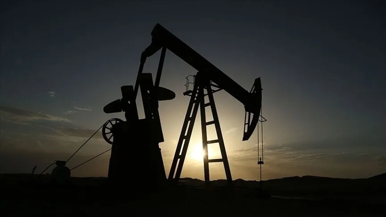 ABD'den çatışmanın ortasında İran petrolü kararı!