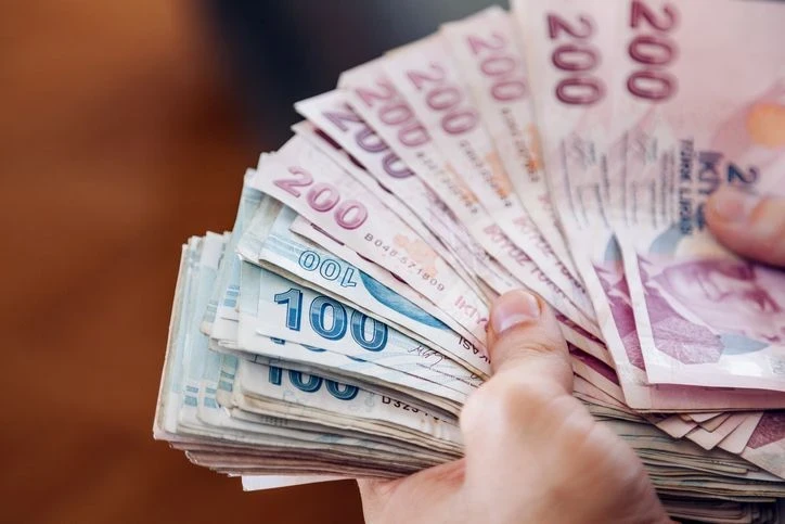 3 Temmuz'dan sonra gelen resmi rakamların ardından ülkemizdeki birçok vatandaşın maaşında da değişiklik yaşandı.
