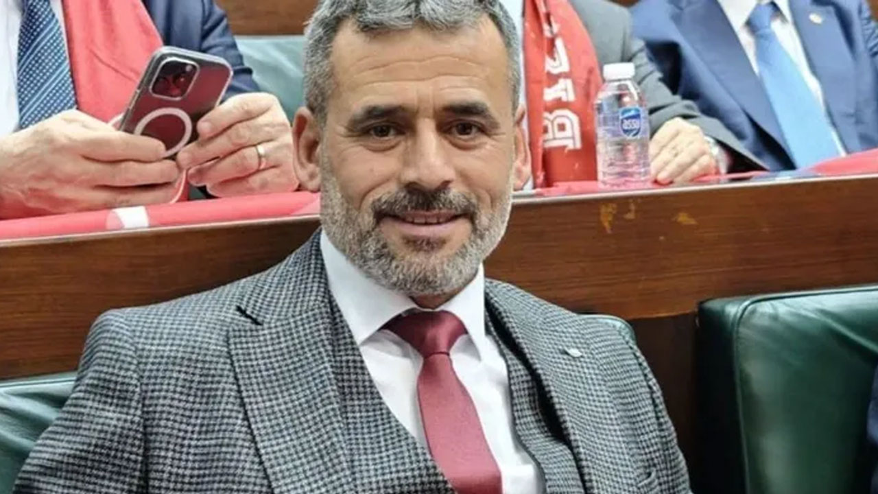 Belediye Başkanı Süleyman Çetinkaya'ya bıçaklı saldırı! Oğlu yaralandı!